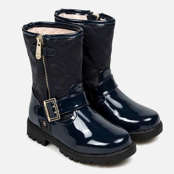 Lakované čižmy s prackou Mayoral tmavomodré