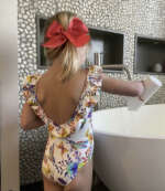 Jednodielne plavky s volánmi botanic Cóndor krémové