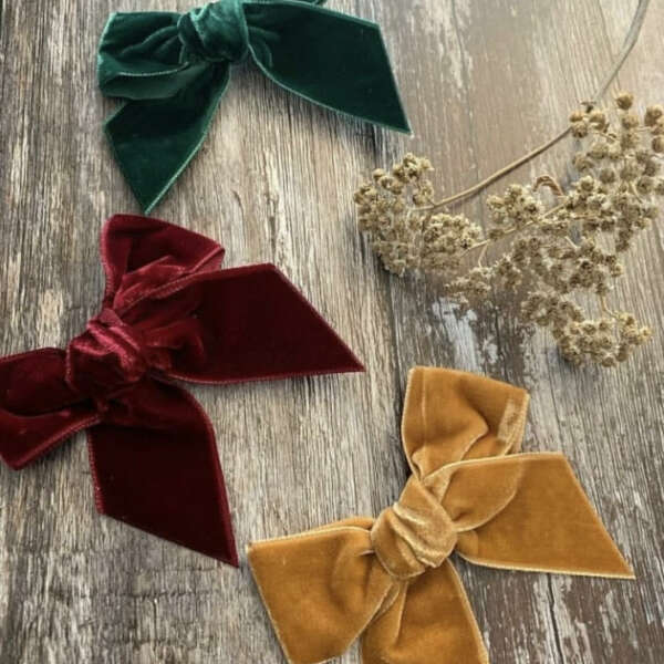 Veľká velvet mašľa do vlasov Cóndor škoricová cinnamon