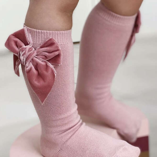 Hladké podkolienky s veľkou velvet mašľou Cóndor staroružové pale pink