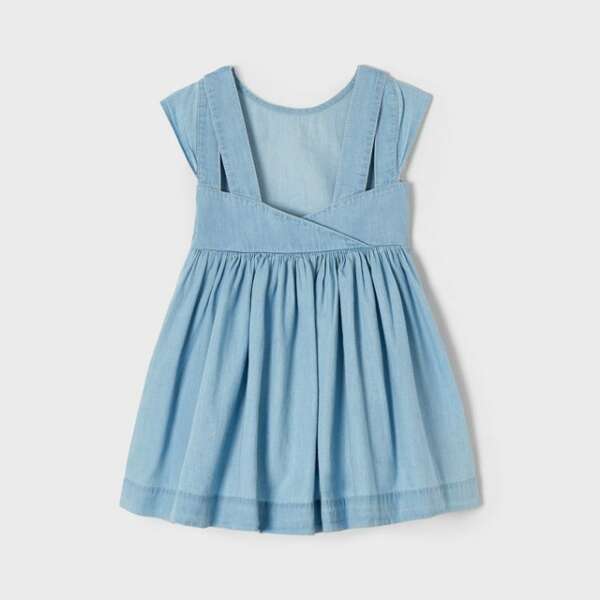 Tenké rifľové šaty s krátkymi rukávmi a vreckami s mašľami Mayoral svetlomodré