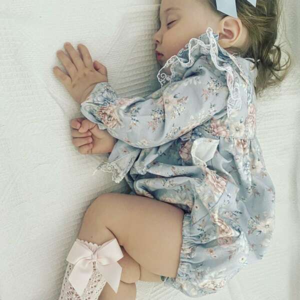 Kvetinové body romper s volánom Puro Mimo svetlomodré | Welcomebaby.sk