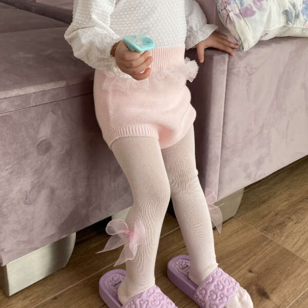 Čukotky kraťasky s tylovým nariaseným volánom baby Cóndor baby pink | Welcomebaby.sk