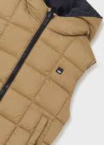 MAYORAL Chlapčenská obojstranná vesta Reversible padded gilet boy 7367 béžová čierna | Welcomebaby.sk
