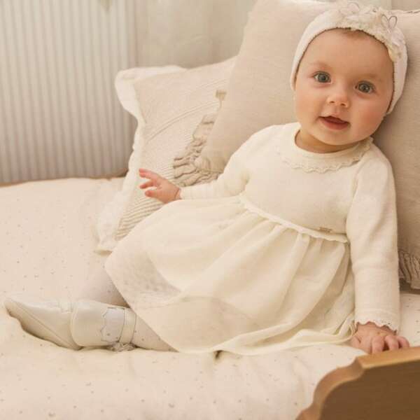 MAYORAL Slávnostné šaty pre bábätká krémové Ceremony dress baby crudo 2822 | Welcomebaby.sk