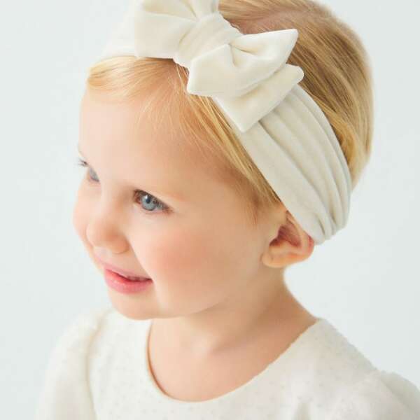ABEL & LULA Zamatová baby čelenka s mašľou krémová Velvet band cream 5953 | Welcomebaby.sk