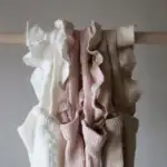 CÓNDOR Pančuchy na traky s volánom béžové bez nožičiek Flounced Suspender Cotton Leggings linen 2401 | Welcomebaby.sk