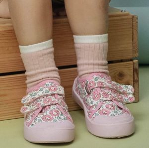 DD STEP Dievčenské ružové plátenky s kvetmi na suchý zips | Welcomebaby.sk
